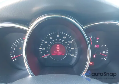 2011 Kia Optima Lx z USA, uszkodzony, nr VIN KNAGM4A73B5081097